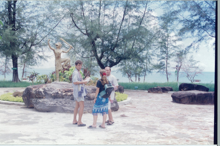 Cambodia-Sianoukville-1995_034