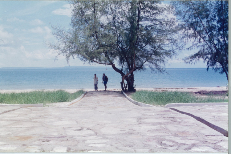 Cambodia-Sianoukville-1995_012