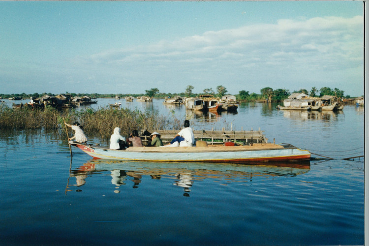 Cambodia-SiemReap-1995_032