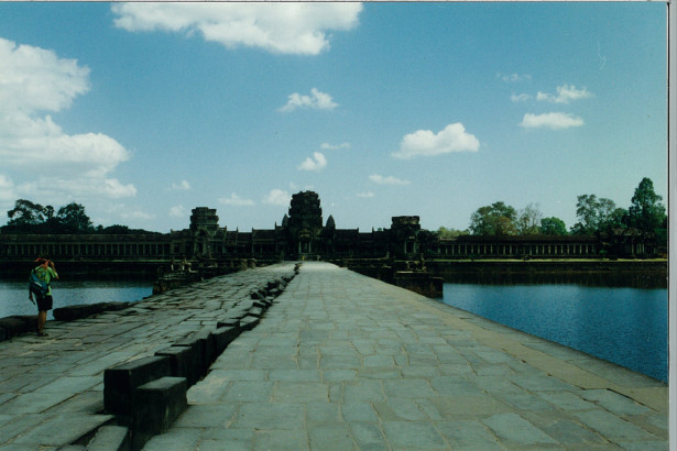 Cambodia-SiemReap-1995_061
