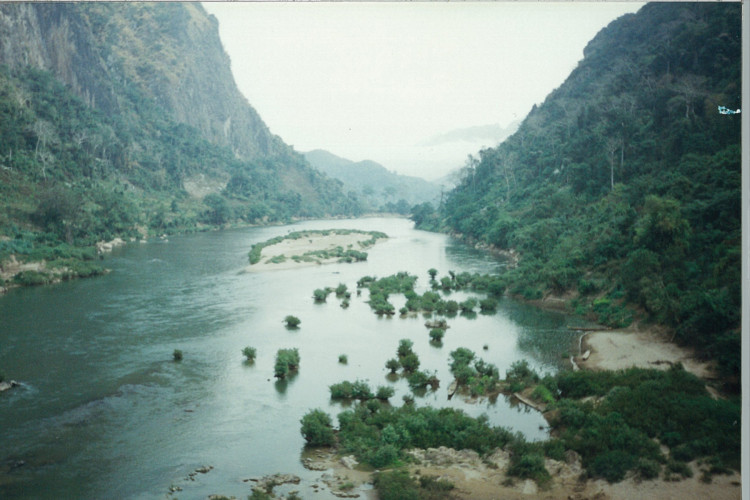 laos1995_075