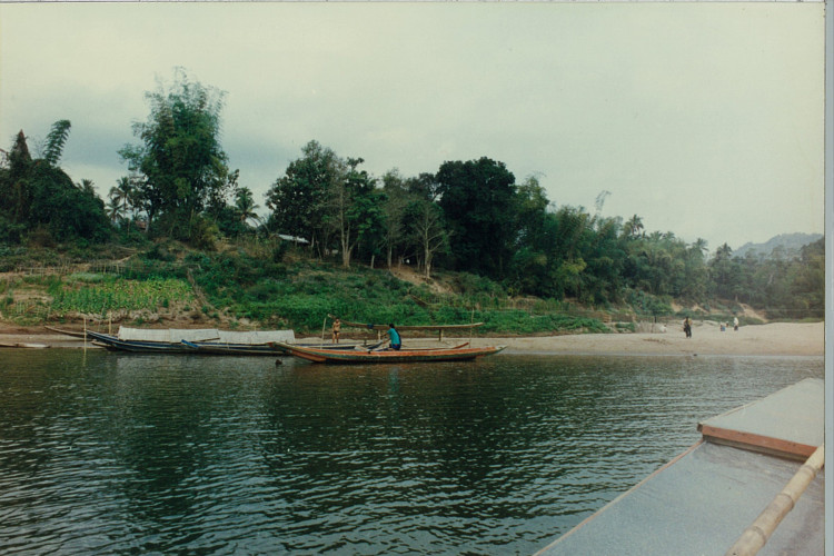 laos1995_106