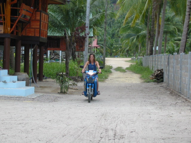 thailand_chaloklam_2003_137